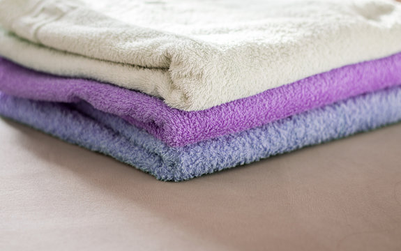 a stack of towels
