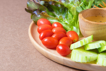 Salad with fresh vegetables