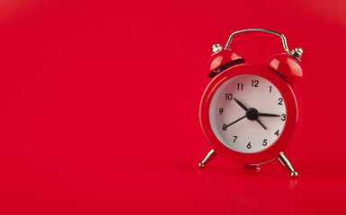 red alarm clock
