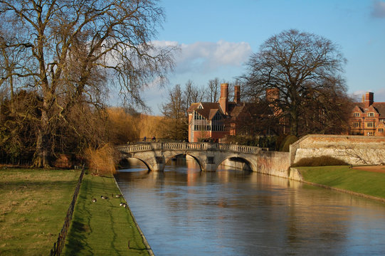 Bank of the river in Oxford univercity, Oxford United Kingdom