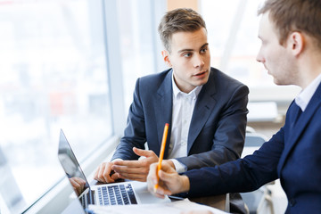 Discussion of economists