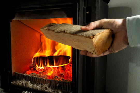 Holzofe W&auml;rme Kamin Holz Feuer Heitzen