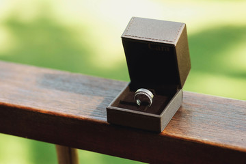 wedding rings in white gold with diamonds in black gift box
