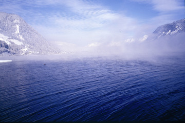 Wasser zwischen den bergen