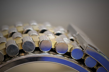 Close-up of the rolling bearing