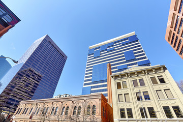 Obraz premium Old and new architecture in Denver downtown.