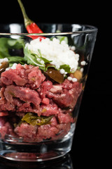 beef tartare in the glass