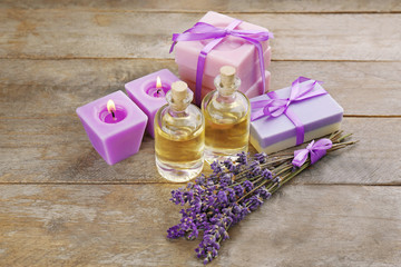 Obraz na płótnie Canvas Spa composition with lavender essential oils, closeup