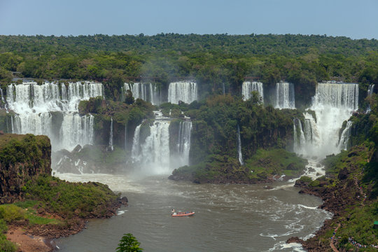 Iguazu Waterall. Natural Wonder