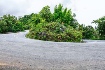 u turn of a mountain road