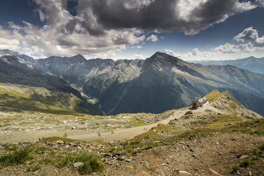 Austria, Ankogel Group, View of Hannover House and Seebach Valley