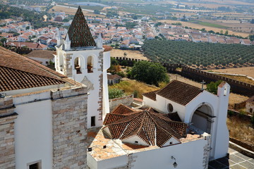 ESTREMOZ, PORTUGAL: View from the Tower of the Three Crowns (Torre das Tres Coroas)  with the Santa Maria Church in the foreground © Christophe Cappelli