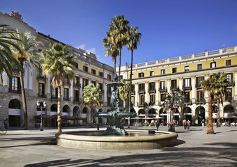 Placa Reial - Royal Plaza in Barcelona. Spain - obrazy, fototapety, plakaty