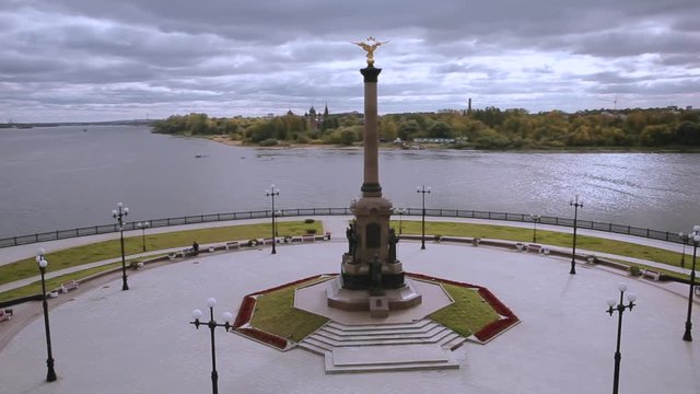 monument on the embankment in Yaroslavl, aerial view