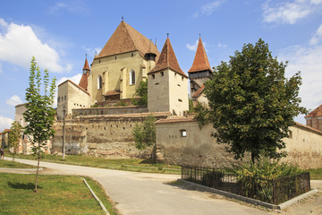 Fototapeta na wymiar The fortress of old saxon fortified church