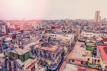 Obraz premium Aerial view over cityscpae of Havana, Cuba.