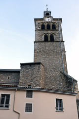 Fototapeta na wymiar spätgotische Stiftskirche St.Julien in Tournon sur Rhone