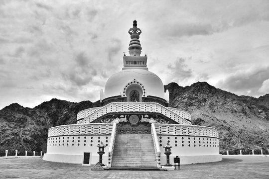 Shanti Stupa Architecture photography