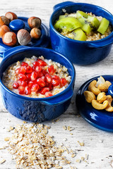 Porridge with oat flakes