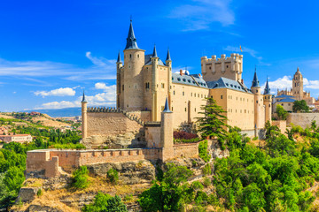 Segovia, Spain. The Alcazar of Segovia. Castilla y Leon. - obrazy, fototapety, plakaty