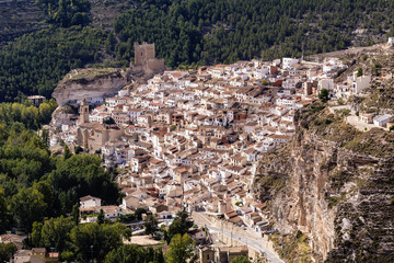 Vista general de Alcala del Jucar. Albacete. España