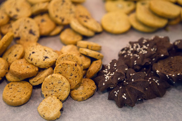 round little cookies with chocolate and oatmeal