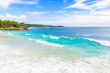 Fototapeta na wymiar Tropical beach and ocean in Bali