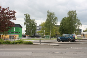 Schule, Schulhaus, Schulgebäude, Schulgelände.