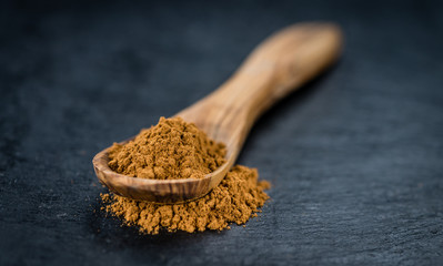 Cinnamon (selective focus)