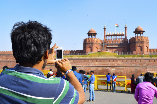 Photographing Red Fort, New Delhi