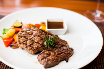 Steak with vegetables
