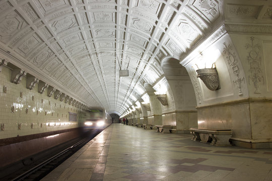 photos of the Moscow subway