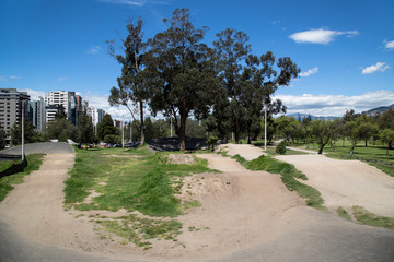 BMX-Rennstrecke im Park La Carolina; Race track in the park La Carolina; Quito, Ecuador 
