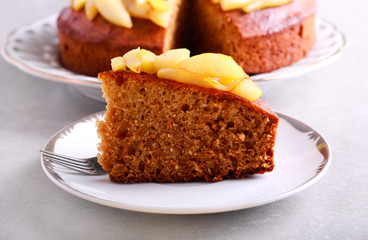 Honey cake with pears