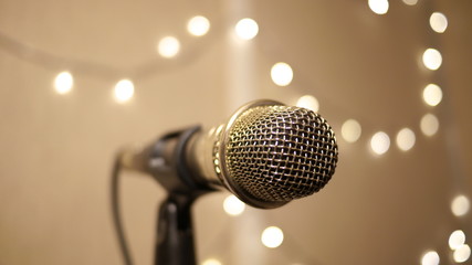 Microphone