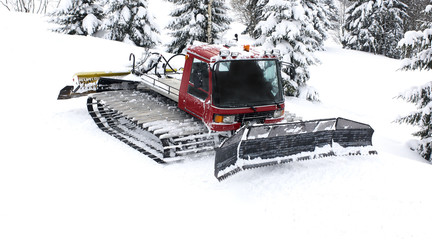 Piste machine (snow cat) - preparation ski slope
