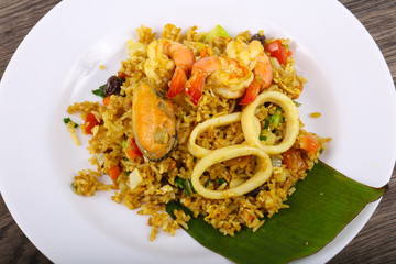 Fried rice with seafood