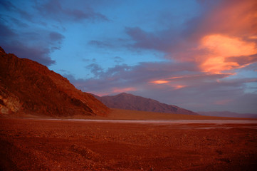 Fototapeta na wymiar Evening View of Death Valley in California