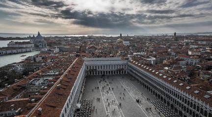 Fototapeta premium Venezia, veduta della città dalla torre del campanile di San Marco
