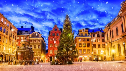 Crédence de cuisine en verre imprimé Stockholm Place Stortorget décorée à Noël la nuit, Stockholm