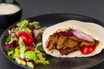 Döner mit Salat