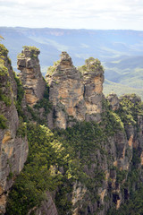 Fototapeta na wymiar The Three Sisters in the Blue Mountains, Australia.