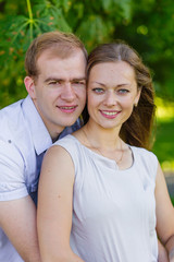 Obraz premium Husband and wife on the nature