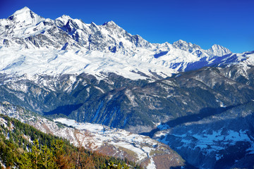 Obraz premium Spectacular Chalaadi Glacier, located on southern slope of the Causacus Mountains