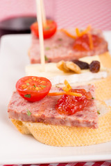 Pate tapa