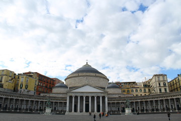 Fototapeta na wymiar piazza del plebiscito
