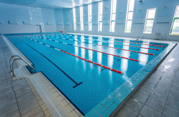 Swimming pool with race tracks