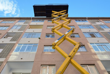 aerial platform for building works