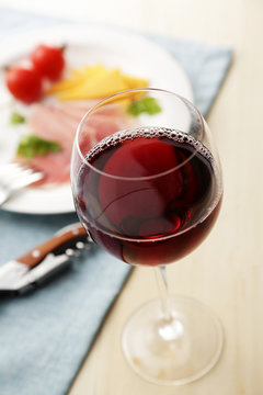 ワイン イメージ　Red wine image