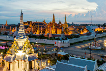 Fototapeta premium Wat Phra Kaew, Temple of the Emerald Buddha, Bangkok, Thailand.